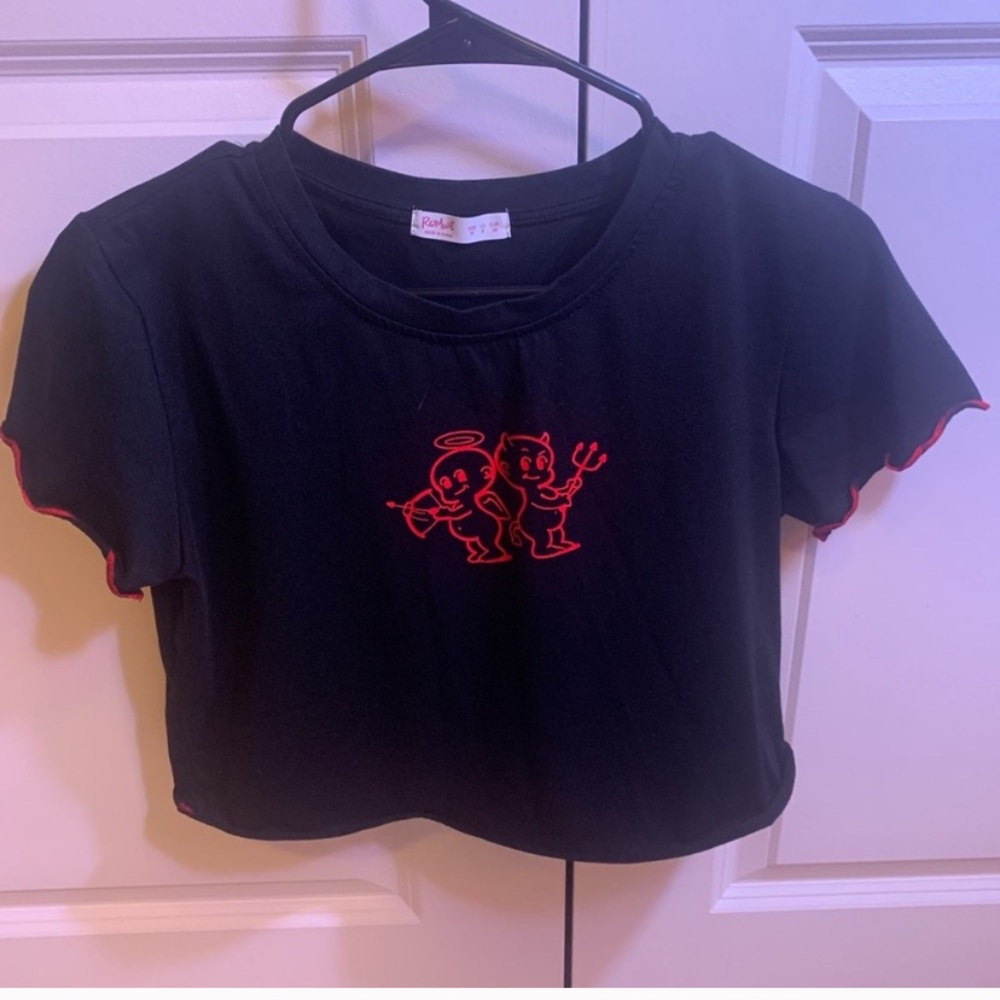 Don’t buy unless your her Devil and angle crop top